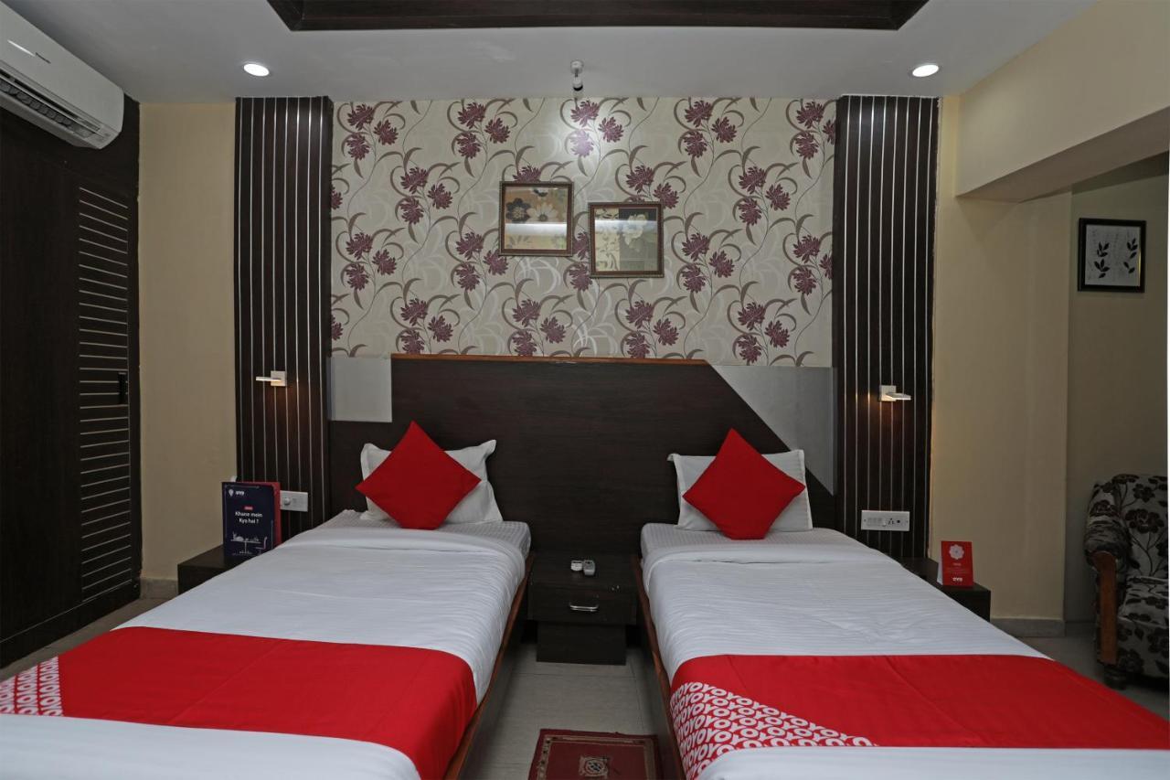 Oyo 4065 Hotel Richi Бхубанешвара Экстерьер фото
